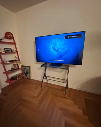 Carrello Tv con un solo vetro