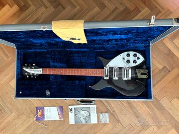 Rickenbacker 350V63 Liverpool chiatarra elettrica