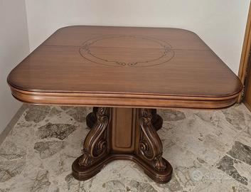Tavolo da pranzo classico allungabile in legno