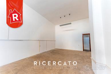 Locale commerciale in Via G Galilei