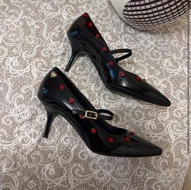 Tacchi Moschino