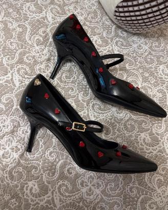Tacchi Moschino
