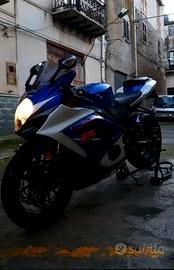 Suzuki GSX r 1000 k7