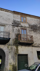 Casa Indipendente da ristrutturare