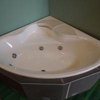 VASCA IDROMASSAGGIO ANGOLO