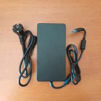 Alimentatore per MSI