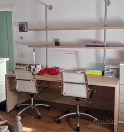 Scrivania doppia con mensole + cassettiera