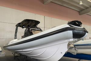 Ranieri Cayman 28 executive