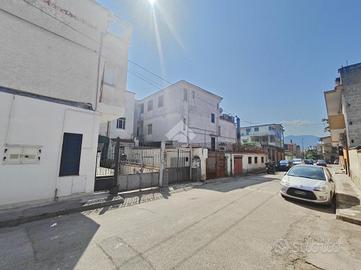 2 LOCALI A BRUSCIANO