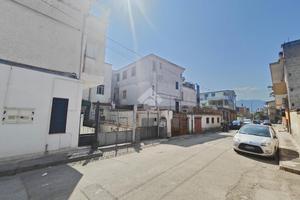 2 LOCALI A BRUSCIANO