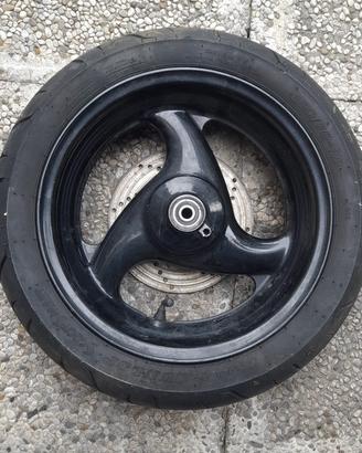Gomme F12