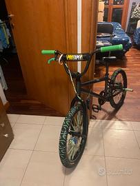 bici bmx wheele 