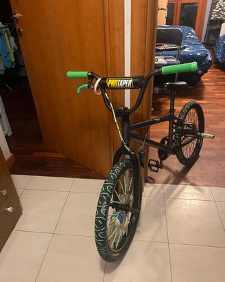 bici bmx wheele 