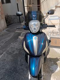 Piaggio Beverly 350 - 2012
