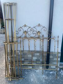 Coppia di letti in ottone