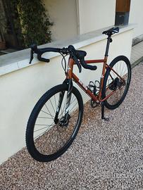 bici gravel wilier jaroon