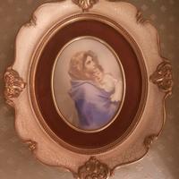 Quadro ovale con Madonna