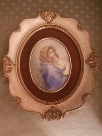 Quadro ovale con Madonna