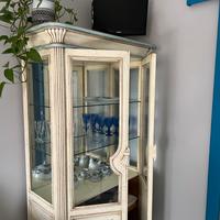 Vetrina in stile provenzale