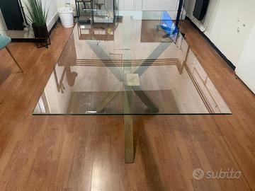Tavolo in vetro