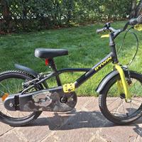 Bicicletta BTWIN Dark Hero 16"