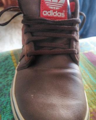 Scarpa alta adidas