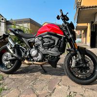 Ducati Monster 937