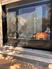 A/1065 Santa Flavia, Locale commerciale