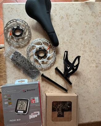 Accessori demontati da bici nuova