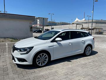 Renault Mégane Sporter Blue dCi 115 CV EDC Duel2 A