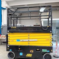 Piattaforma aerea marca Airo, modello X14EN