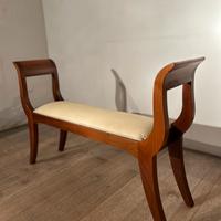 Elegante panca in noce Tanganika e pelle