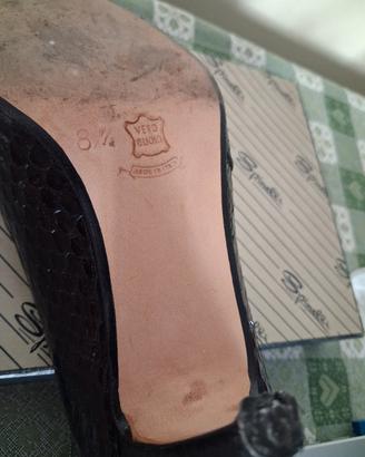 1983 Made in Italy decollete. Articolo unico