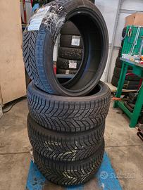 Treno gomme invernali Yokohama 215/40/18