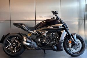 DUCATI XDIAVEL V4 - 2026