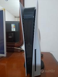 Playstation 5 disc (ps5)  + 2 controller+ 3 giochi