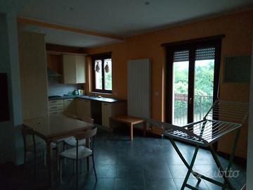 Appartamento primo piano Pettino