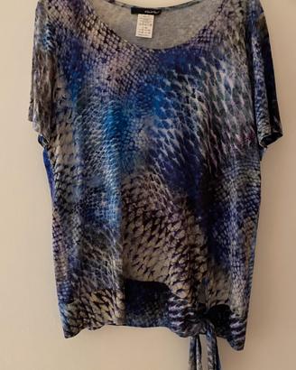 T-shirt donna taglia comoda due modelli