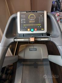 tapis roulant technogym exc run 700