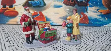 LEMAX 52347 A Season Of Giving, Set Of 2