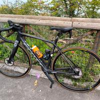 bicicletta da corsa Scott addict 10 disc