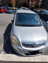 Opel Zafira b