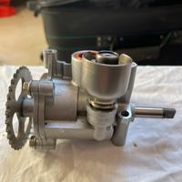 Pompa olio suzuki gsxr1000