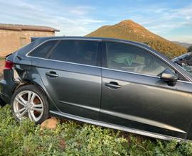 Audi A3 quattro incidentata