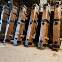 Lampadario in legno antico 