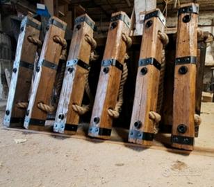 Lampadario in legno antico 