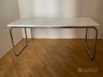 Tavolo moderno bianco