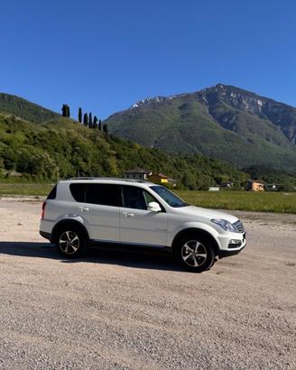 Rexton 7posti  gancio traino