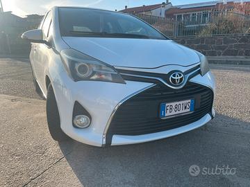 Toyota yaris 2016