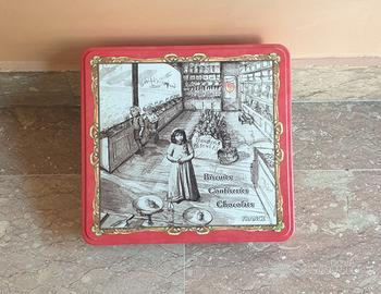 Scatola in Latta Biscuits Massilly France Vintage